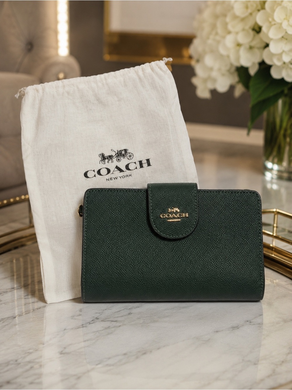 COACH Dark Green Pebbled Leather Wallet with Gold Logo EUC